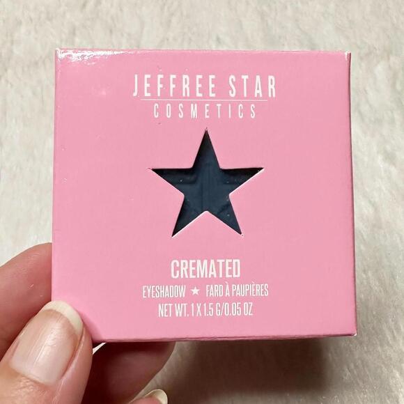 NIB Jeffree Star Eyeshadow Artistry Single in Cremated 1.5g - Picture 2 of 6